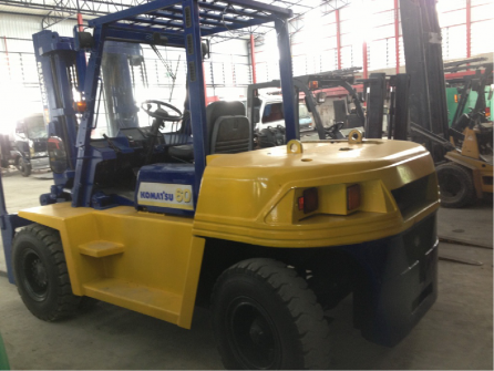 รถ forklift โฟล์คลิฟท์ KOMATSU